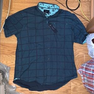 Button up short sleeve shirt